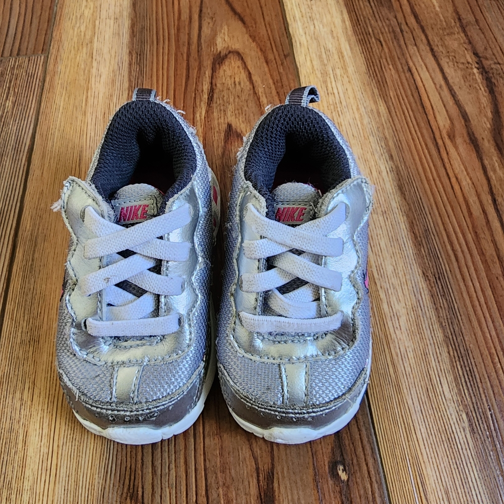 Nike Torch 3 Baby 3C Gray Tennis Shoes.